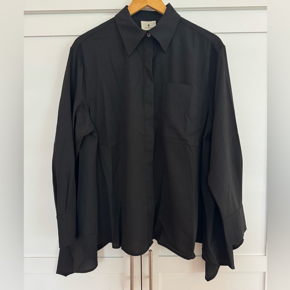 Tuckernuck Modern Classic Black Button Down Shirt M